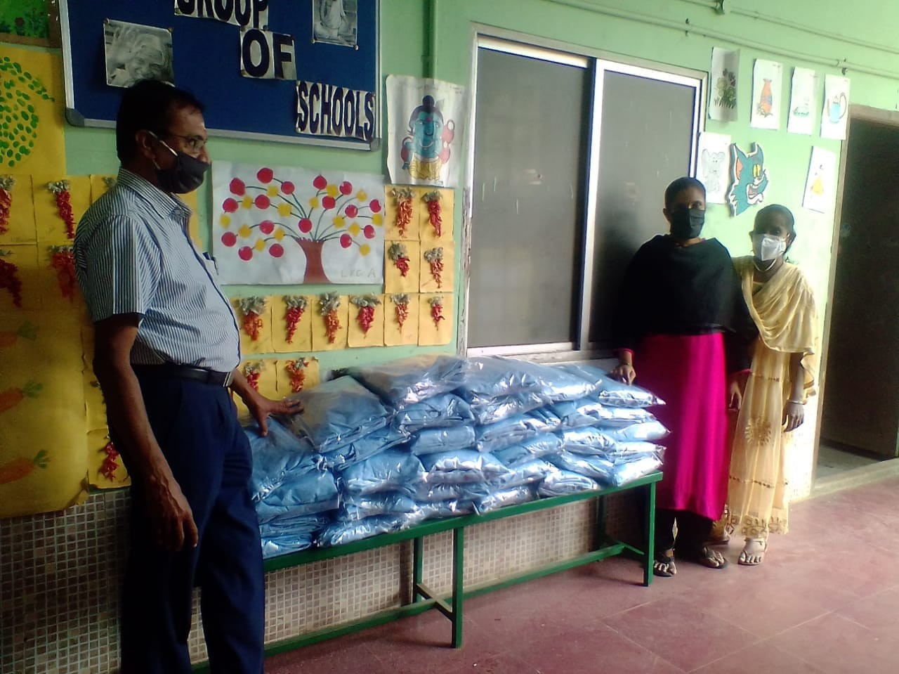 TPSOH distributed 100 PPEs to CSR trust for Govt Hospital