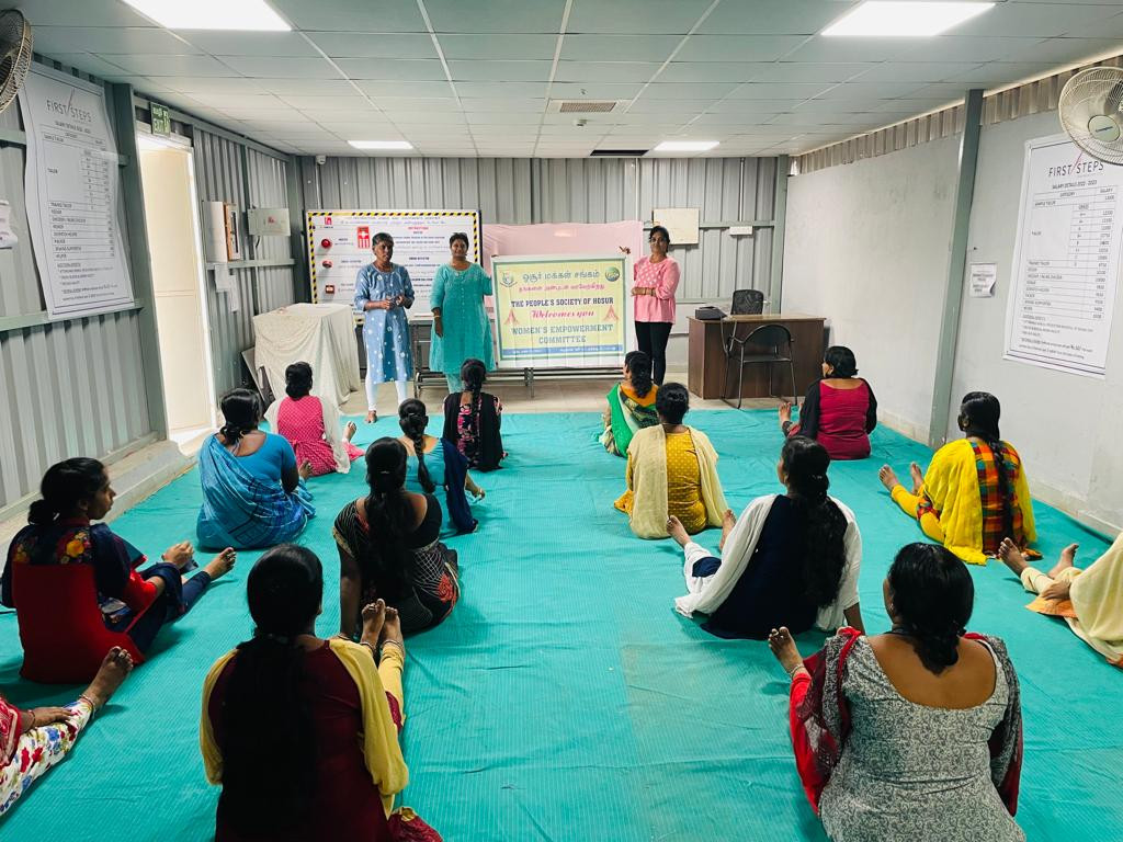 Subhangi, Sangeetha Satish & Monika Sadhasivam giving Yoga Sessions at First Steps Baby Wear Company